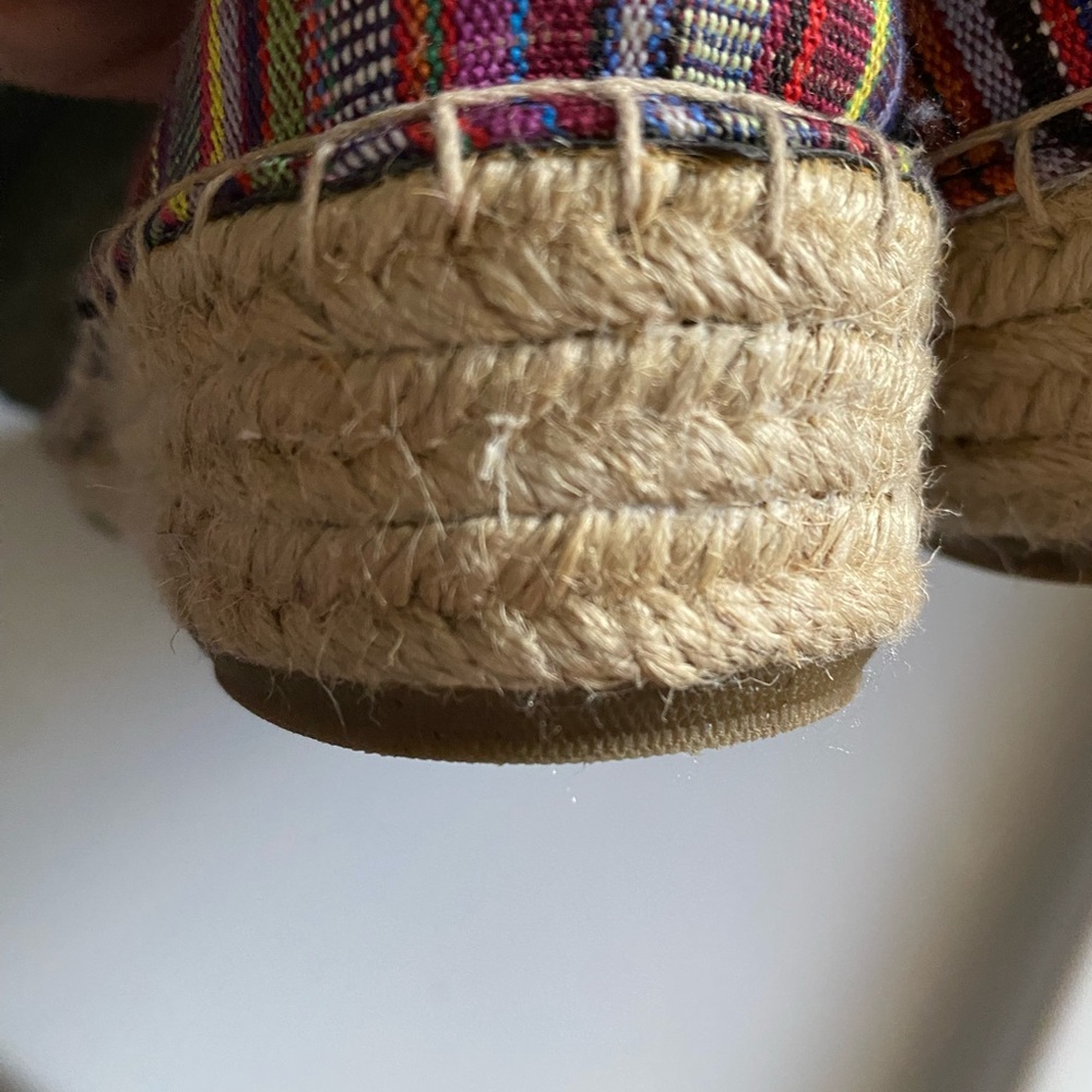 LifeStride espadrilles with 1” wedge / multi-colored - Size 8.5 - Picture 14 of 16